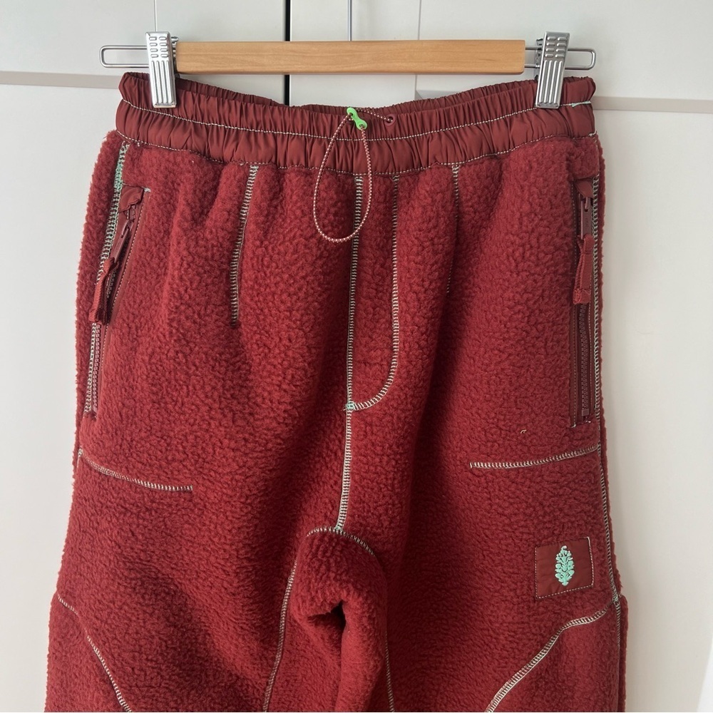 Free People Hit the Slopes Cargo Pants Oxblood XS - Picture 4 of 10